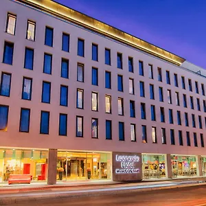 Otel Leonardo South